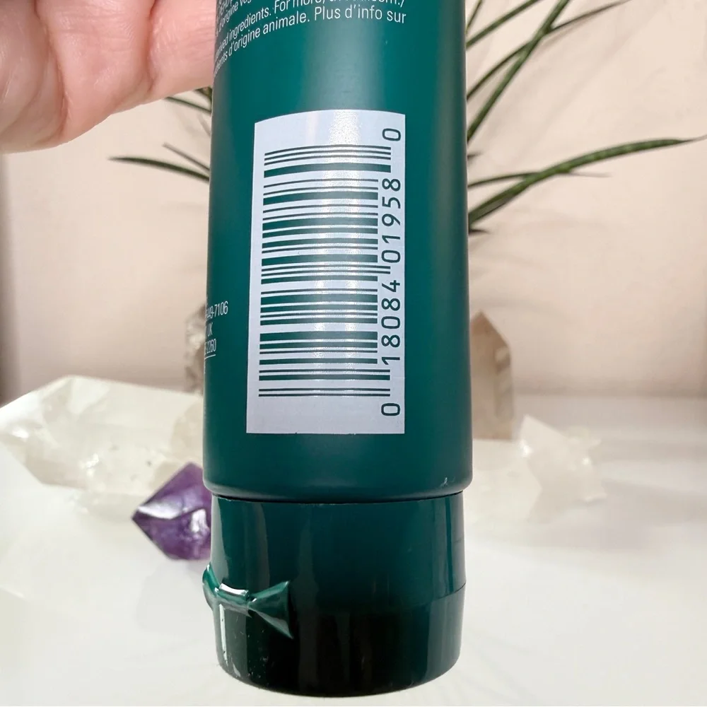Aveda Botanical Repair™ Strengthening Leave-In Treatment 3.4 fl oz. / 100ml - Picture 12 of 13